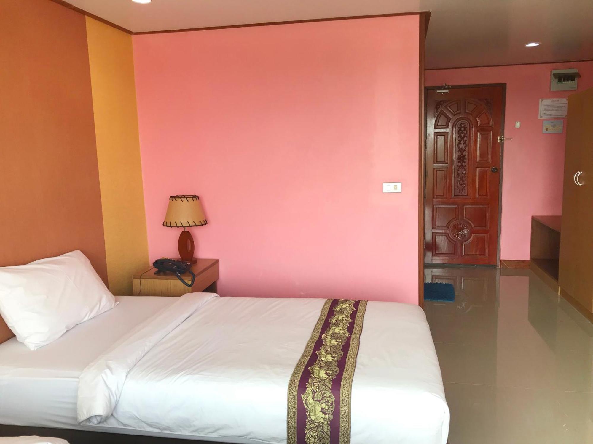 Toh Buk Seng Ayutthaya Hotel Buitenkant foto