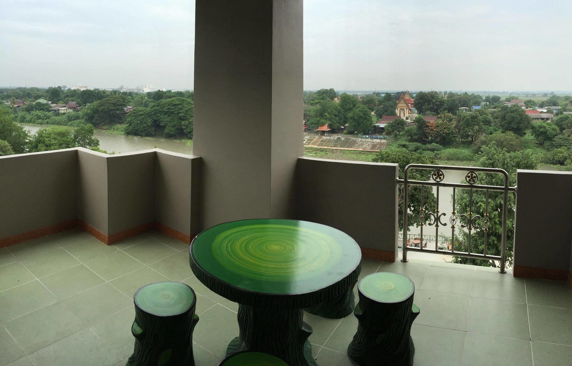 Toh Buk Seng Ayutthaya Hotel Buitenkant foto